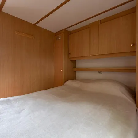 Chalet 87, Gelegen In Het Rustige & Bosrijke Oisterwijk! Oisterwijk